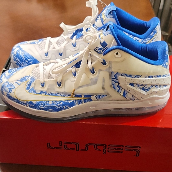 Lebron 11 Low China Pack sz 13 worn 1 - Picture 2 of 4